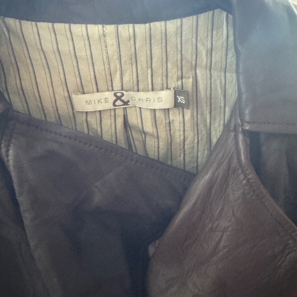Mike and Chris Leather Jacket - Picture 4 of 7